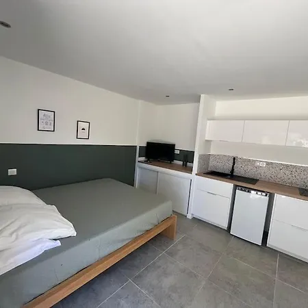 Studio Rez-de-villa, Proche Centre Apartment Ajaccio (Corsica)