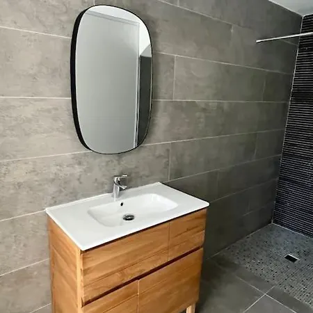 Studio Rez-de-villa, Proche Centre * Ajaccio (Corsica)