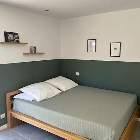 Studio Rez-de-villa, Proche Centre
